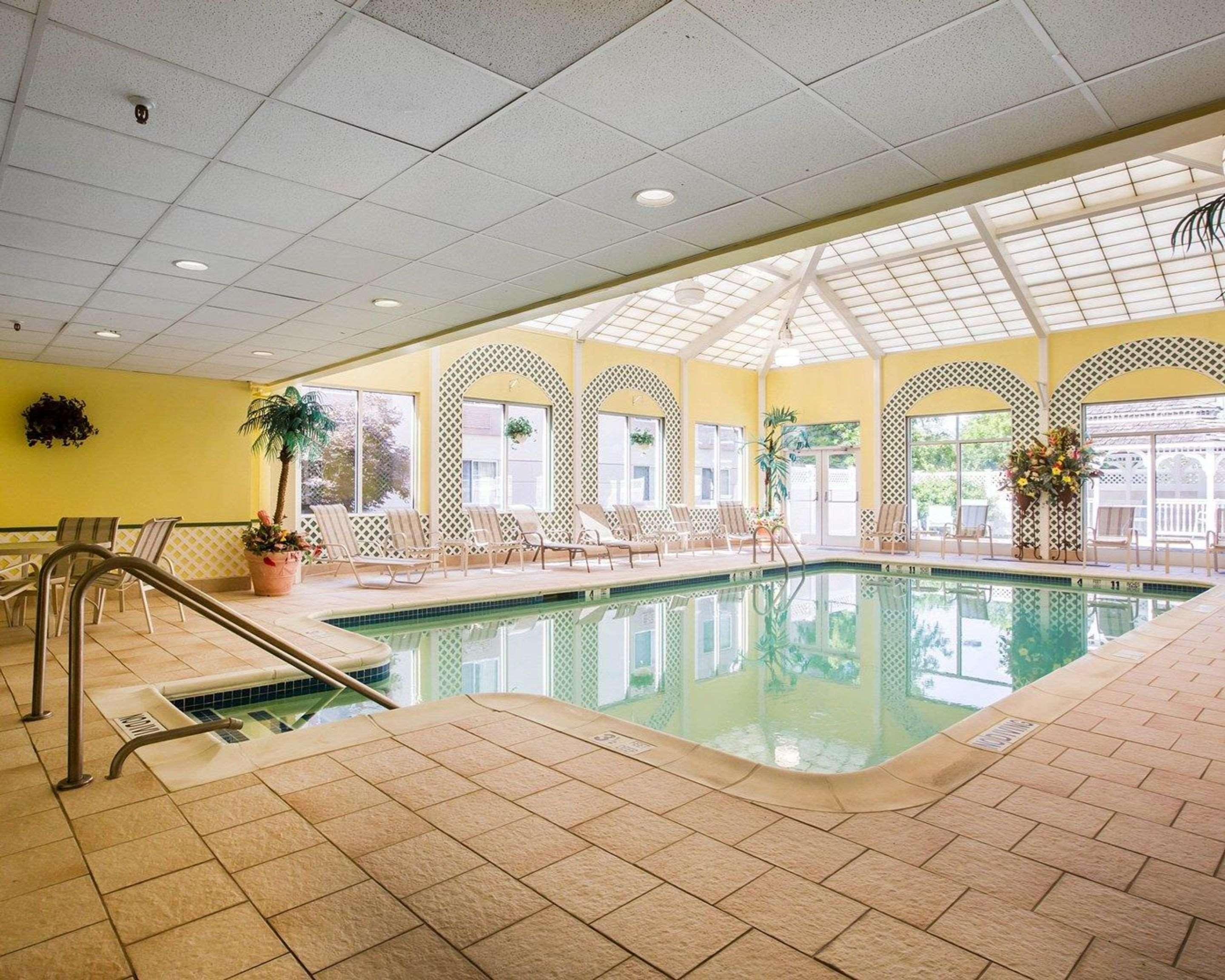 Holiday Inn Express & Suites Hawthorne - Elmsford North By Ihg Ngoại thất bức ảnh