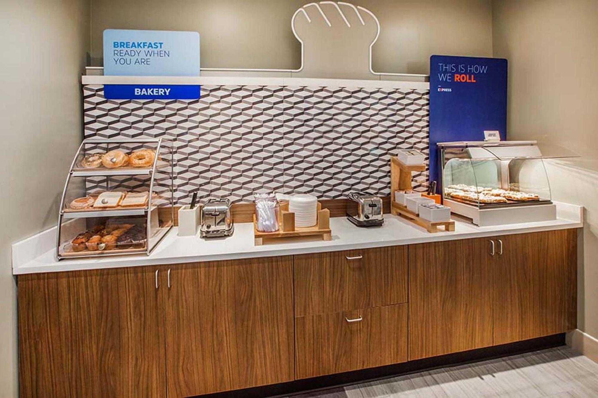 Holiday Inn Express & Suites Hawthorne - Elmsford North By Ihg Ngoại thất bức ảnh